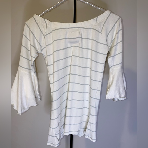 Chaser top - white with grey stripes - nwt - measures like XS ***(tag medium) - Picture 2 of 10